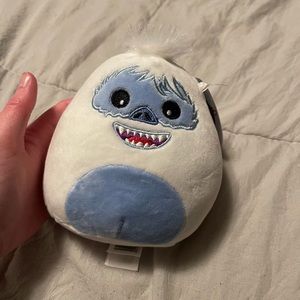 Bumble Squishmallows